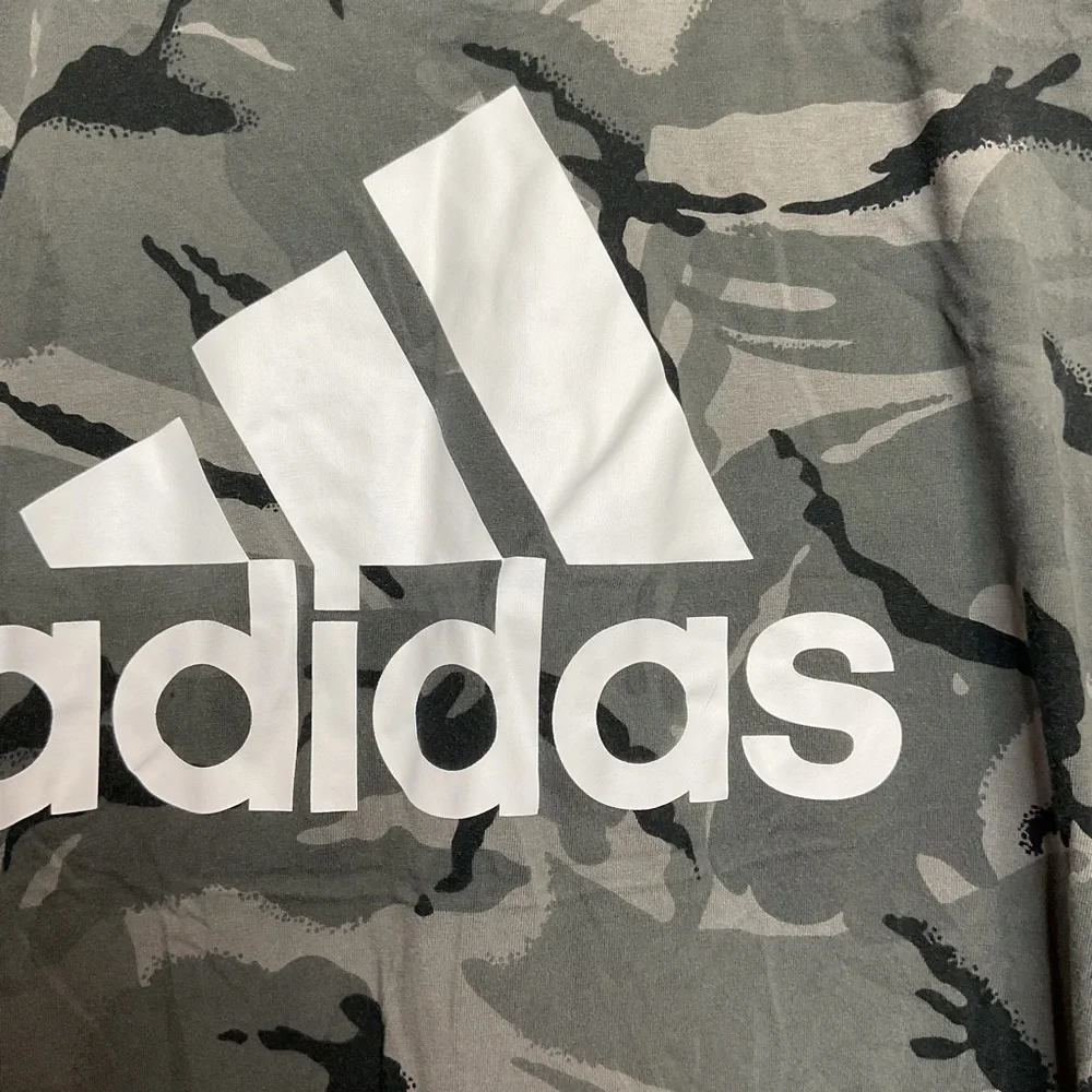 Adidas large tshirts set of 2